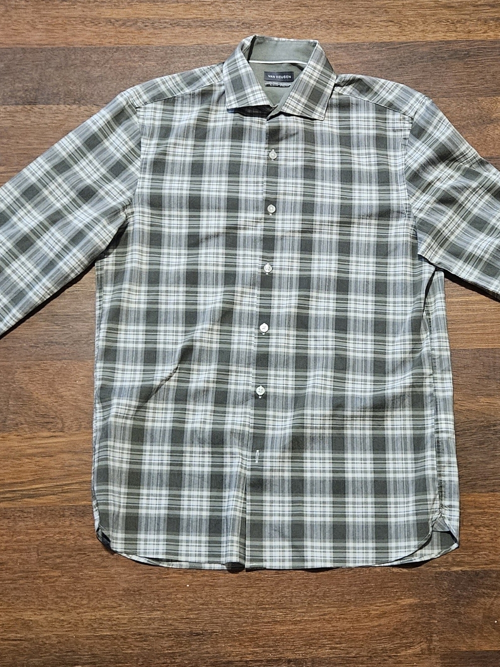 VAN HEUSEN mens slim untuck uv100 dress shirt SIZE 14.5x33 COLOR GREEN/GREY LS8D